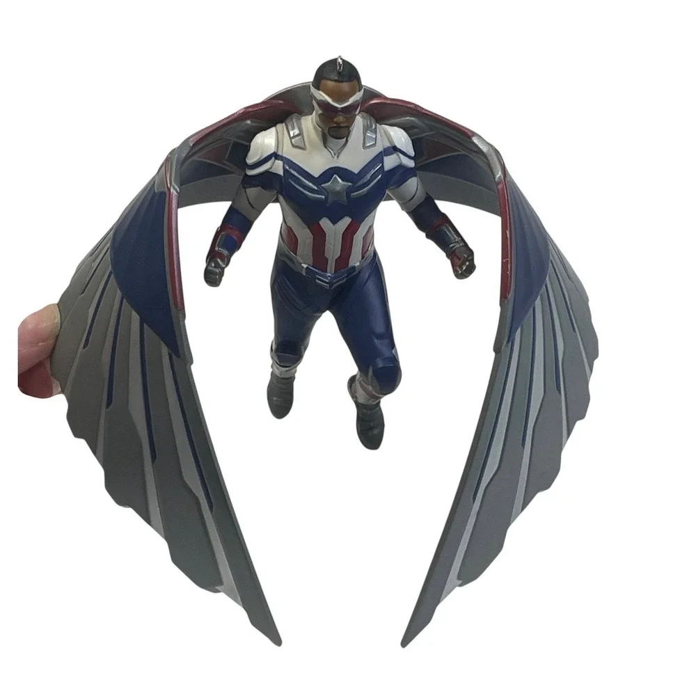 Hallmark‎ Keepsake 2021 Sam Wilson Captain America Ornament Marvel